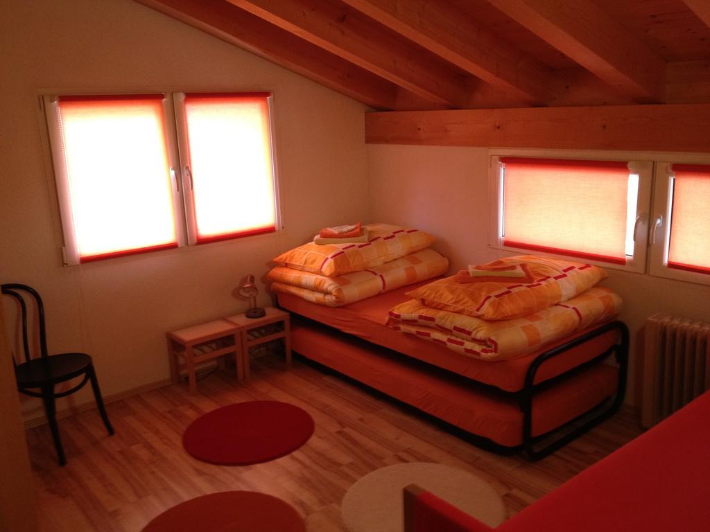 Casa Aurora Villa Sedrun Kamer foto